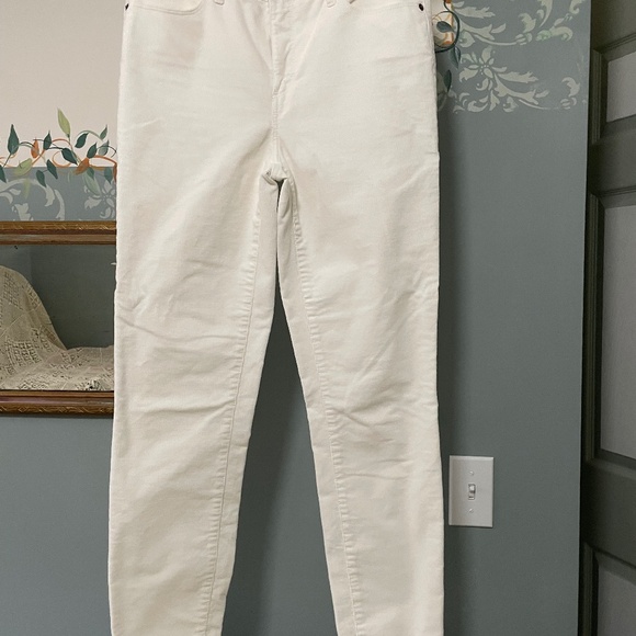 Talbots size 4 , winter white corduroy , high waist,  straight leg jeans - Picture 1 of 4